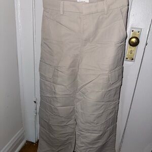 H&M Women's Beige Cargo Pants